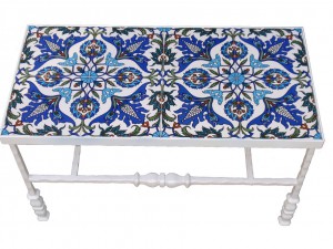 שולחן ברזל מלבני לבן בשילוב קרמיקה